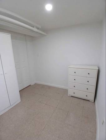 Habitación en alquiler por $850 (Maspeth)64033632943233122