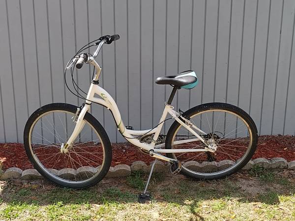 ((( KHS TC-100 Step Through Hybrid/Comfort Bicycle))) 1