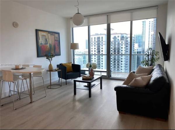 $4,400 / 2br - 1012ft2 - Stunning 2bd Condo in Axis on Brickell, Miami (Miami)64049275736322123