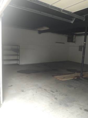 $1,500 / 01500ft2 - STORE FRONT BUILDING FOR RENT (SELLERSBURG,IN)64008827606915123