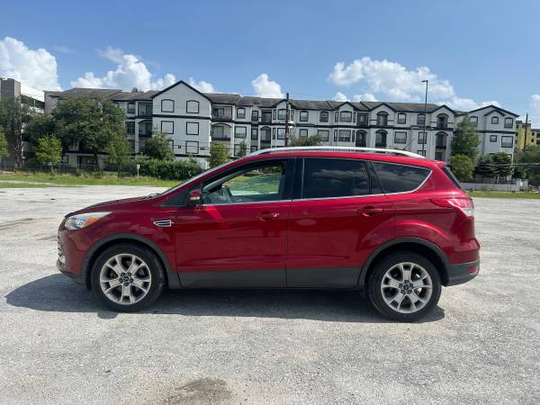 2015 Ford Escape Titanium 2.0 Great Condition - $4,600 (Galleria)63617036000129124