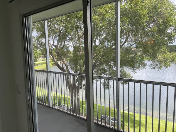 $1,695 / 2br - $ 1,695. CENTURY VILLAGE PEMBROKE  PINES  -  2 BR /  1.5 BA LAKE VIEW (CENTURY VILLAGE PEMBROKE PINES)64049280949634120