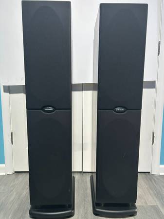 POLK RT2000I Floor standing Speakers 1