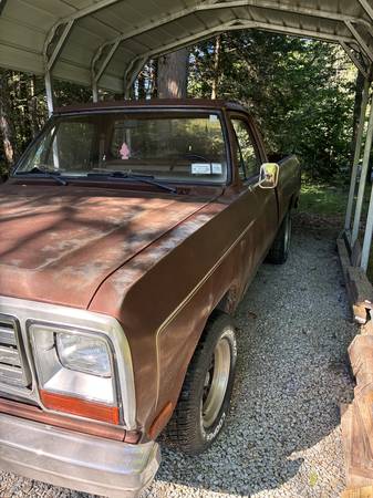 1983 Dodge D15 1