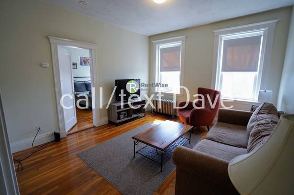$2,600 / 2br - ¡SIN COMISIÓN! Cocina nueva - 2023 - ¡2 habitaciones en BRIGHTON! (Brighton)63856666731137121