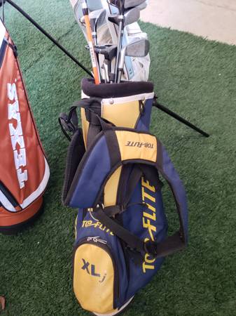 Top Flite XL Kids golf bag and clubs 1