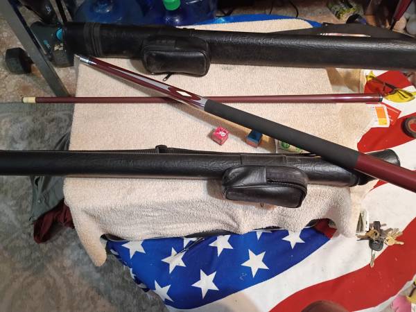 Graphite cue stick 1
