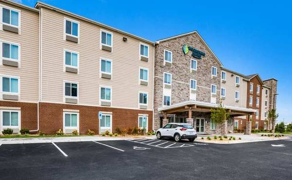 Call Now for Our Manager's Weekly Rate Specials! 1