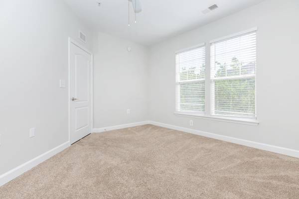 $2,560 / 2br - 1341ft2 - 2/BD, Lavadora y Secadora en el Hogar, Área de Picnic con Barbacoa (20120 Rothbury Lane, Gaithersburg, MD)64054764025985122