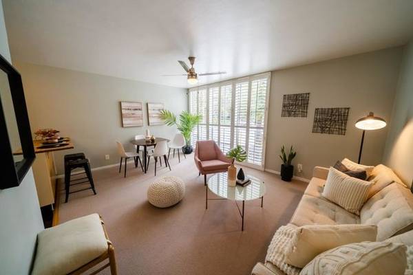 $2,495 / 1br - 869ft2 - Condominio en Adams Point, 869 ft (oakland lago merritt / grand)63657964790785122