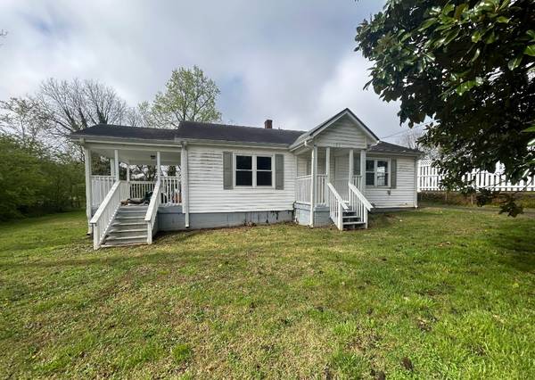 $350,000 Hall and Forsyth Flips / Rentals (gainesville)63207620559105121