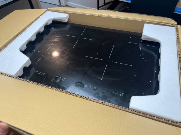 Frigidaire 30 inch induction cooktop OLNY 2 Elements work 1