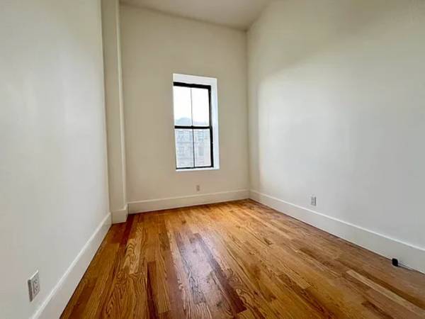 $2,699 / 2br - Modern Style 2 Bedroom in Crown Heights - Laundry, Roof, Bike Storage (Crown Heights)63809019509507124