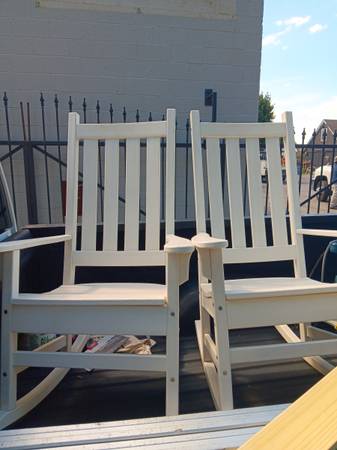 Good quality rocking chairs 1