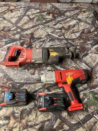 28 volt Milwaukee sawzall and 1/2 impact with battery and charger 1
