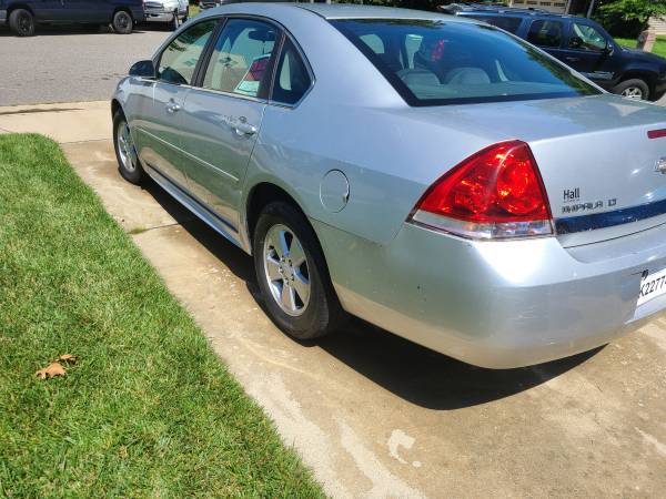 Chevy Impala - $2,80063621733994755121