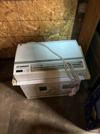 LG Air Conditioner 1