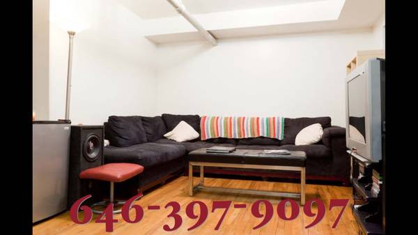 $1,300 / 1br - 1200ft2 - ROOMS 4 RENT!!Large 2 Bed Duplex!!!WITH BACK YARD! (Crown Heights)64033459284226123
