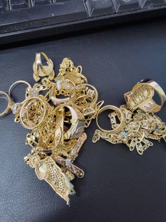 Amir's Cash for Gold & Silver, We buy Gold, Silver, Diamond and Coins 1