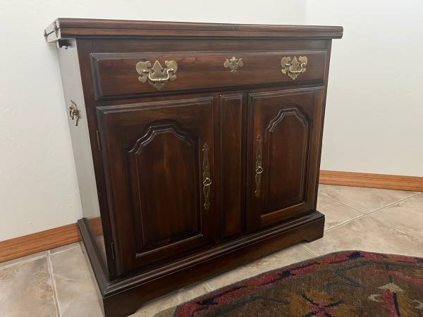 Solid Cherry Fold-Out Buffet 1