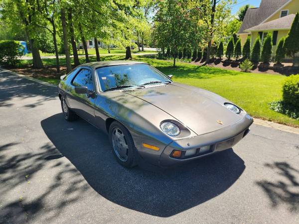 1985 Porsche 928 S - $4,500 (Green Oaks/Libertyville)63616776448257121