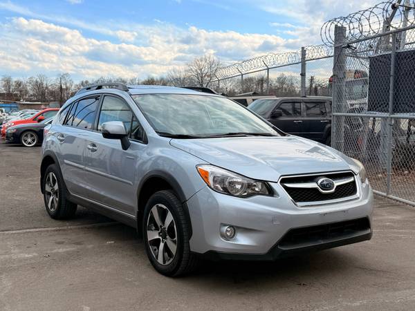 2014 Subaru XV Crosstrak AWD HÍBRIDO 1 Dueño - $6,500 (Brooklyn)63654717133185120