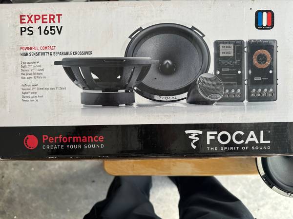 Focal PS 165V component speakers and JL Audio 300/4 amplifier 1
