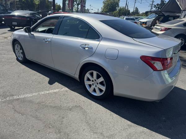 2008 LEXUS ES350. TÍTULO LIMPIO, PASÓ LA PRUEBA DE EMISIONES, BAJAS MILLAS. ¡TOTALMENTE EQUIPADO! - $7,999 (san mateo)63624145615105124