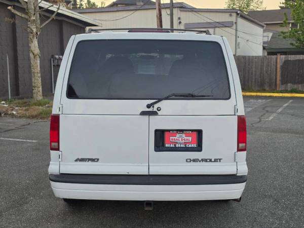 2001 Chevrolet Astro Chevy LS - Photo 6