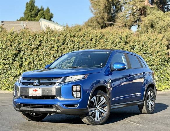 2020 Mitsubishi Outlander Sport SE, Low miles, maintained, clean tit  1