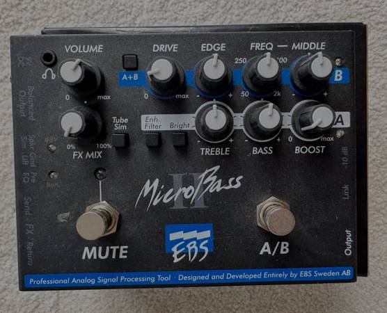 EBS Microbass II bass preamp / DI box pedal - musical