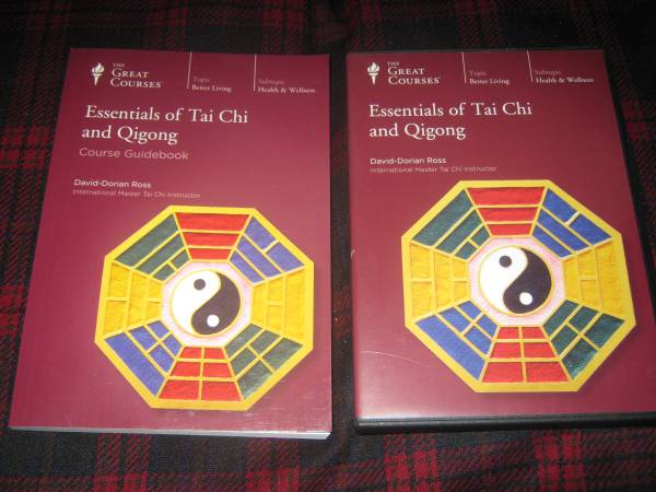 The Great Courses - Essentials of Tai Chi and Qigong, Book and 4 DVDs 1