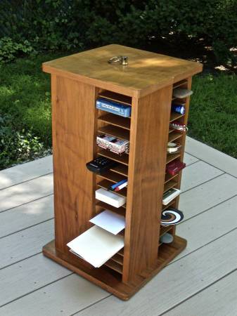 Swivel Storage Stand 1