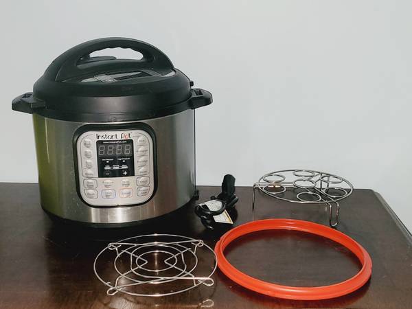 Instant Pot 6QT Duo Plus Multi-Use Pressure Cooker with Whisper-Quiet 1