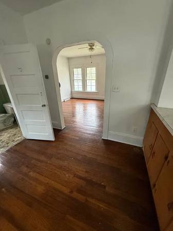 $650 / 2br - 23937ft2 - Single home for family (Drakes Branch)63852072134531123