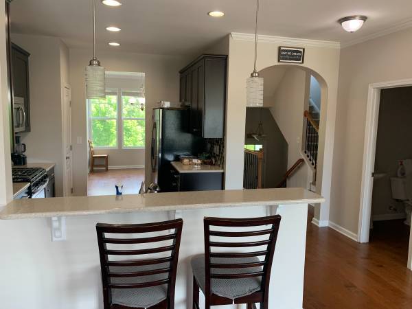 $800 Furnished Bedroom w/ Private Bath in Brier Creek Townhome (Raleigh)63164941378179123