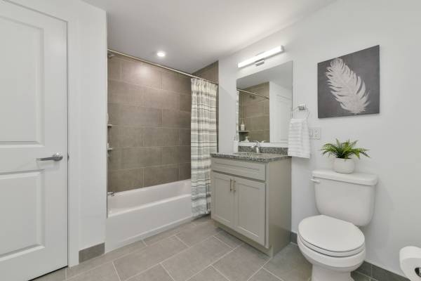 $1,625 / 1br - 9999ft2 - LYNN/BOSTON LOW MOVE IN COSTS! NOW RENTING AREA'S NEWEST DEVELOPMENT63856552719745124