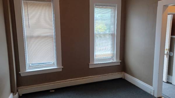 $2400.00 / 3br - 1448ft2 - 411 N Montgomery St, Trenton, NJ 0861863762826909315122
