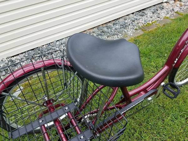 26\" Schwinn Meridian Deluxe Three Wheel Beach Cruiser Bicycle(WIDE SEA