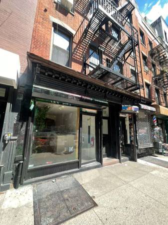 $6,000 / 600ft2 - !!!amazing location east village cafe/coffee Retail Prime !!! (East Village)63862610072707120