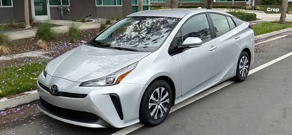 2019 Toyota Prius - $13,999 (Downey)63441191664129123