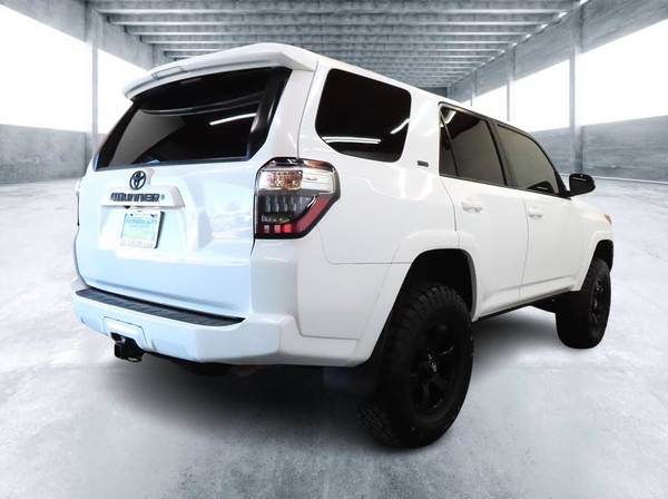 2017 Toyota 4Runner 4x4 4WD 4 Runner SR5 Premium SUV - $29,999 (Escondido Auto Super Center)63440570800641122