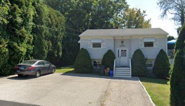 **** 2026 - 2027 URI Academic Rental Available **** 1