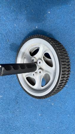 ab roller - $10 (San Diego)63470446670337121