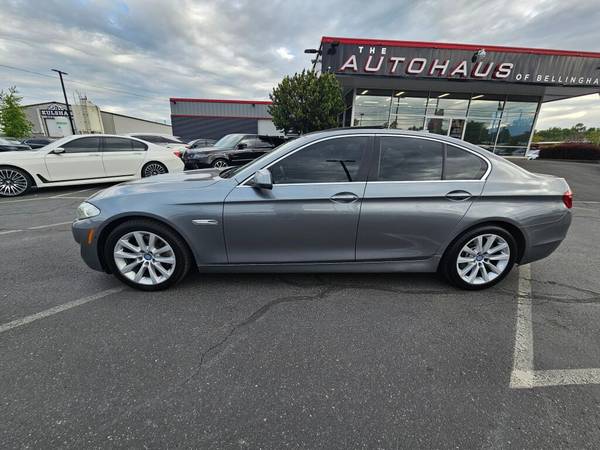 2013 BMW 5 Series 528i xDrive - $11,850 (Pre-Owned Luxury)63442037665665121
