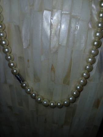 Faux Pearl Necklace 1