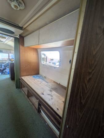 1969 Airstream Ambassador - $10,500 (Diamon Bar)63471471569665124