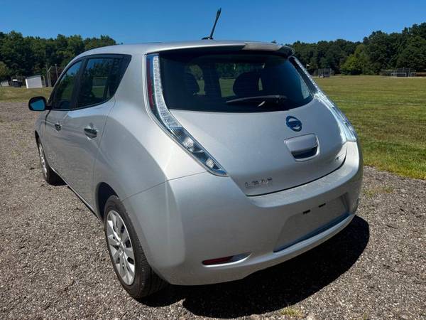 2013 Nissan LEAF S - $3,995 (Nissan LEAF)63436112518403122