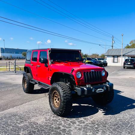 2012 Jeep Wrangler 4dr, Lifted/Auto/Pwr/Clean Title/NO DEALER FEES! 1