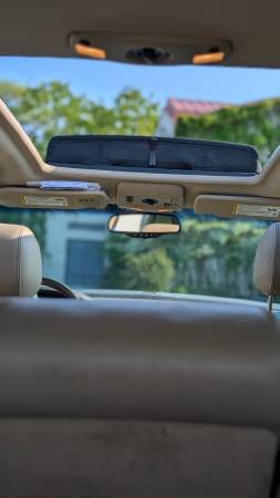 2008 Cadillac SRX  Sunroof & 3rd Row Seat - $2,950 (Chicago)63616820480131124